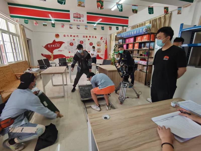 鹤壁广告片拍摄公司：极简主义践行者，少即是多的视觉哲学